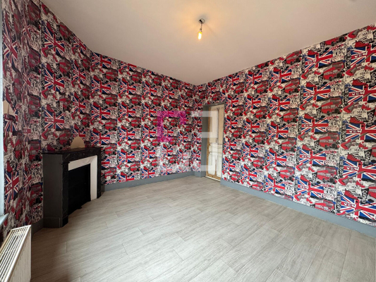 
Maison de ville HAM 4 pièce(s) 128m²
