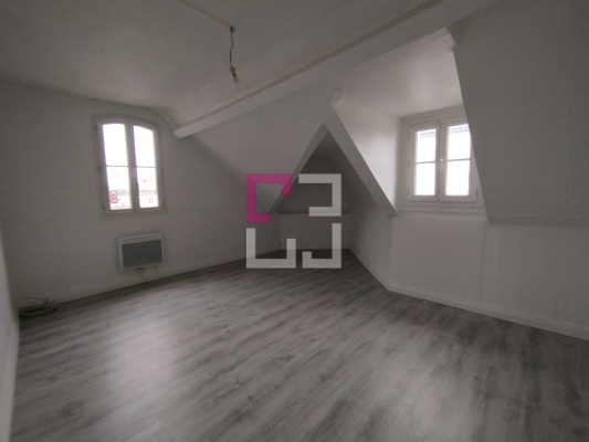 
Immeuble ANIZY-LE-GRAND
