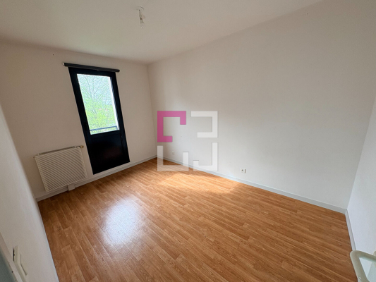 
Appartement Saint Quentin 4 pièce(s) 105 m2
