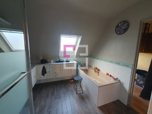 
Maison Seboncourt 8 pièce(s) 125 m2
