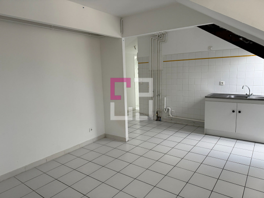 
Appartement La Fere 1 pièce(s) 30.92 m2
