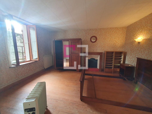 
Maison Pargnan 5 pièce(s) 132 m2
