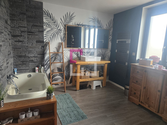 
Maison Moy De L Aisne 5 pièce(s) 200 m2
