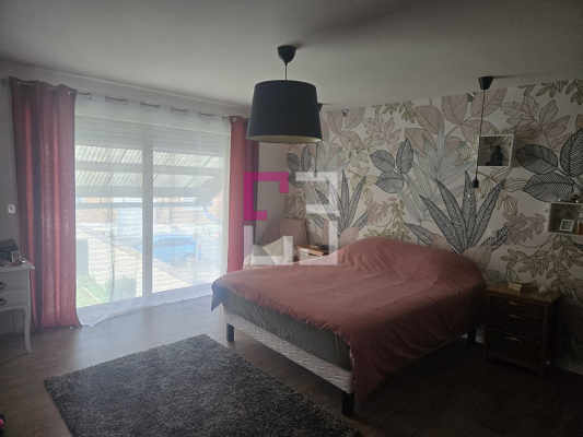 
Maison Moy De L Aisne 5 pièce(s) 200 m2
