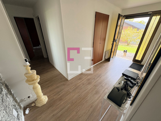 
Maison Fontaine Les Clercs 5 pièce(s) 113 m2
