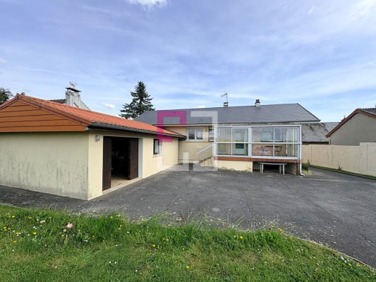 
Maison Fontaine Les Clercs 5 pièce(s) 113 m2
