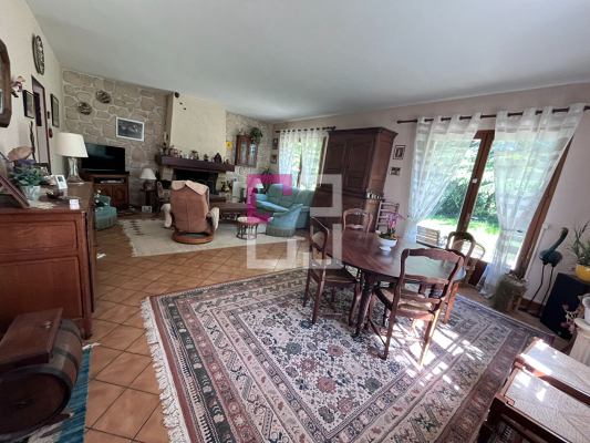 
Maison Amigny Rouy 6 pièce(s) 120 m2
