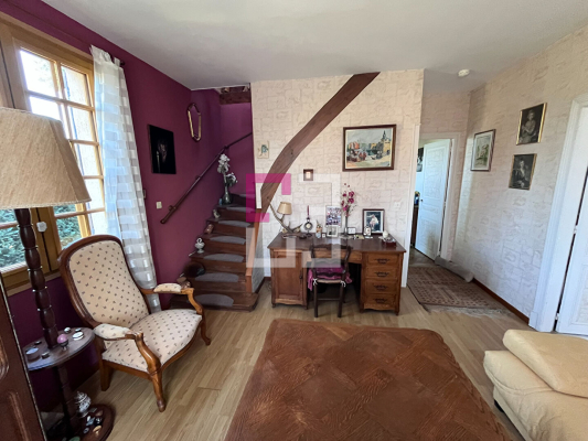 
Maison Amigny Rouy 6 pièce(s) 120 m2
