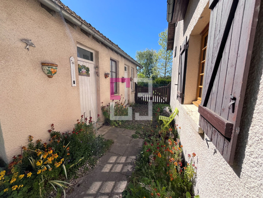 
Maison Amigny Rouy 6 pièce(s) 120 m2
