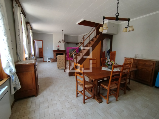 
Maison SERY-LES-MEZIERES 5 pièces 143 m²
