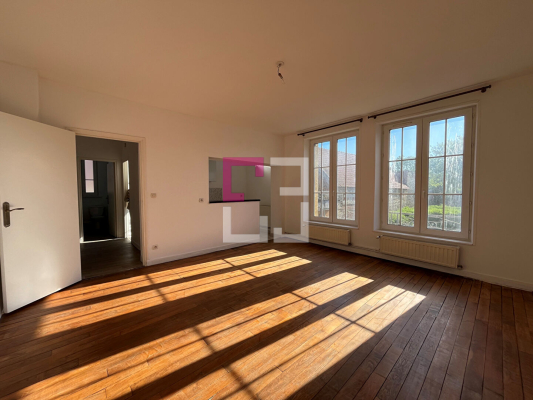 
Appartement Crecy Sur Serre 2 pièce(s) 47 m2

