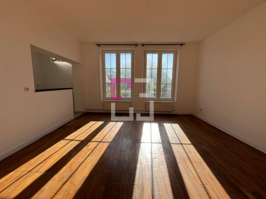 
Appartement Crecy Sur Serre 2 pièce(s) 47 m2
