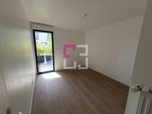 
Appartement Sery Les Mezieres 3 pièce(s) 61 m2
