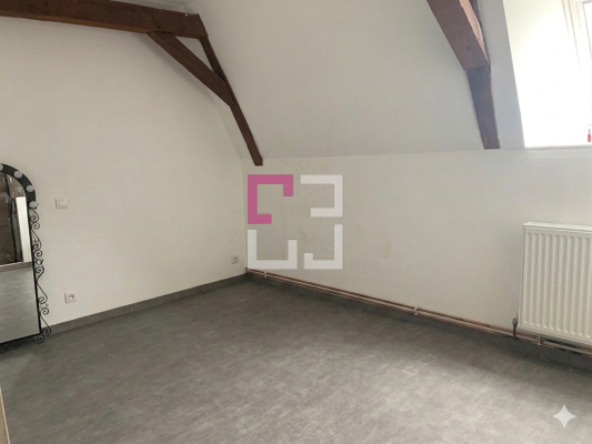 
Immeuble Marle 8 pièce(s)

