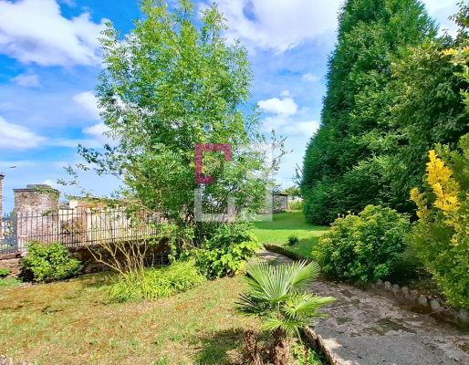 
Maison Lislet 6 pièce(s) 158.48 m2
