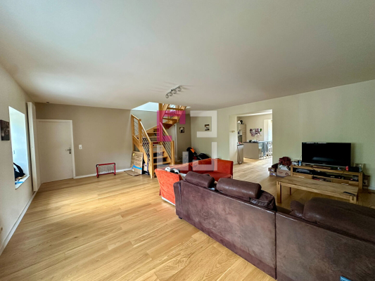 
Maison La Fere 5 pièce(s) 151 m2
