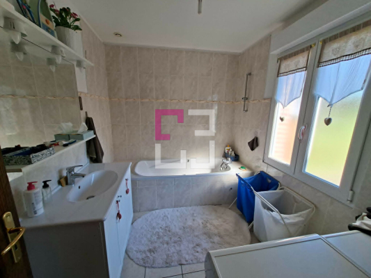 
Maison Chevennes 6 pièce(s) 150.46 m2

