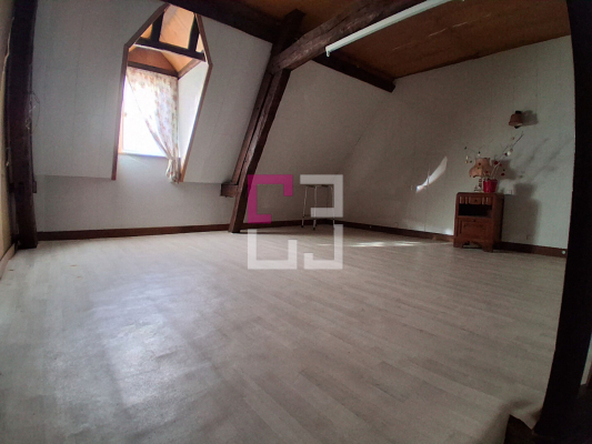 
Maison Etreaupont 6 pièce(s) 197.3 m2

