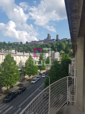 
LAON GARE APT TYPE 3.
