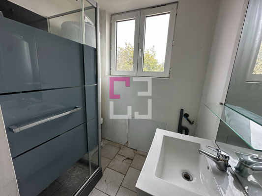
Immeuble Muille Villette 29 pièce(s) 450m²
