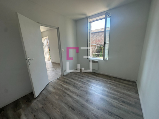 
Immeuble Muille Villette 29 pièce(s) 450m²

