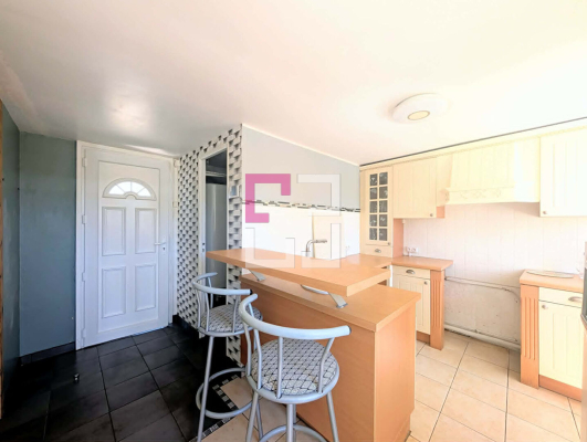 
Maison vivable de plain-pied à 5mn de Guiscard
