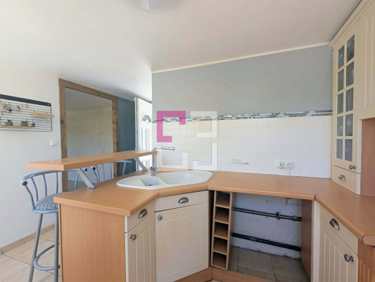 
Maison vivable de plain-pied à 5mn de Guiscard
