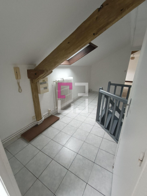 
Appartement en centre ville à CHAUNY
