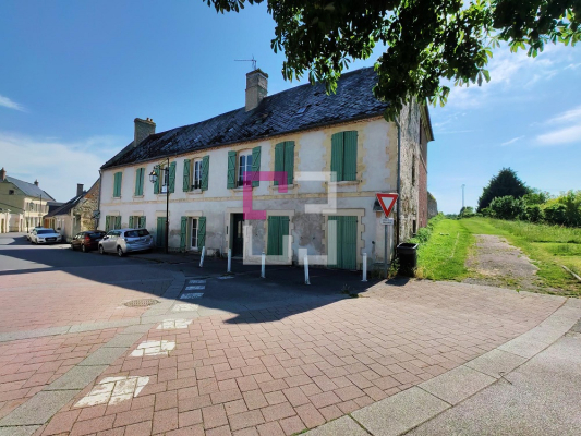 
CREPY EN LAONNOIS. IMMEUBLE DE 7 LOTS avec parking
