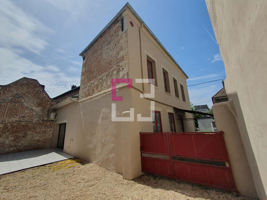 
Maison La Fere 6 pièce(s) 144 m2
