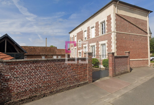 
Appartement 4 pièce(s) 108.69 m2 avec extérieur et parking
