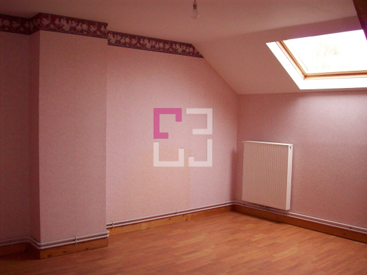 
EN EXCLUSIVITE A SISSONNE. REF5328LR
