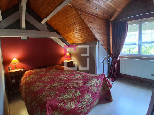 
Maison Chatillon Les Sons 8 pièce(s) 179.17 m2

