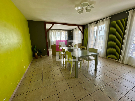 
Maison Camelin 8 pièce(s) 200 m2
