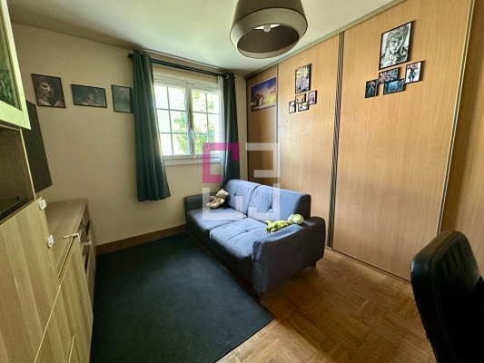 
Maison Camelin 8 pièce(s) 200 m2

