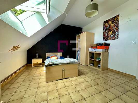 
Maison Camelin 8 pièce(s) 200 m2
