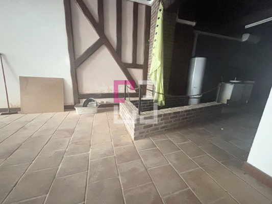 
Local commercial  centre ville Guise  63 m2
