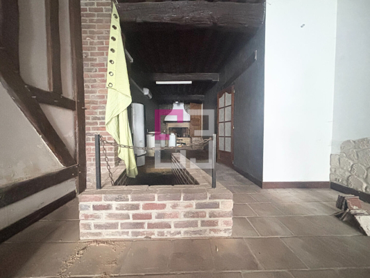 
Local commercial  centre ville Guise  63 m2
