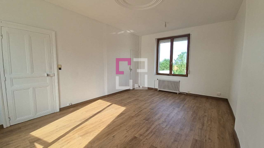 
Maison Vaux Andigny 4 pièce(s) 102.30 m2

