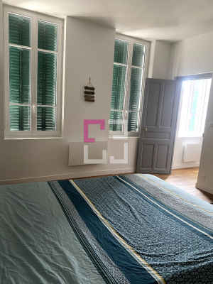 
Maison St Quentin 7 pièce(s) 140.02 m2
