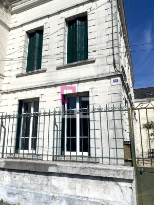 
Maison St Quentin 7 pièce(s) 140.02 m2
