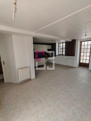 
MONTAIGU. REF  5380LR
