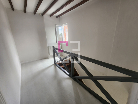 
Appartement au coeur du centre ville de CHAUNY
