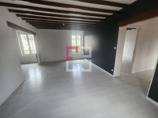 
Appartement au coeur du centre ville de CHAUNY
