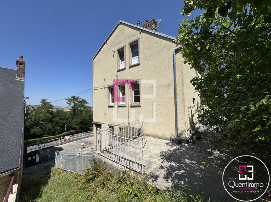 
Immeuble Laon 10 pièce(s) 198 m2
