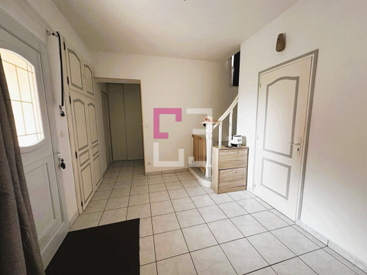 
Maison Sinceny 4 pièce(s) 112 m2

