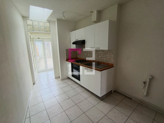 
BOHAIN-EN-VERMANDOIS (02110)
