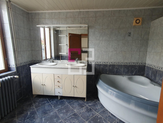 
Maison Brissy Hamegicourt 7 pièce(s) 162 m2
