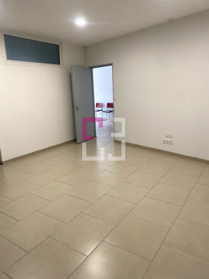 
Bureaux St Quentin 2 pièce(s) 20 m2
