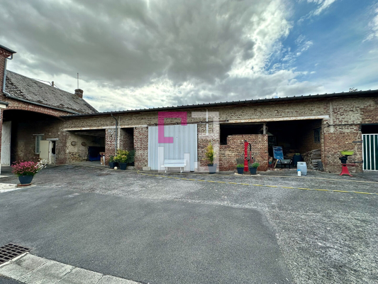 
Corps de ferme Nesle 15 pièce(s) 320m2
